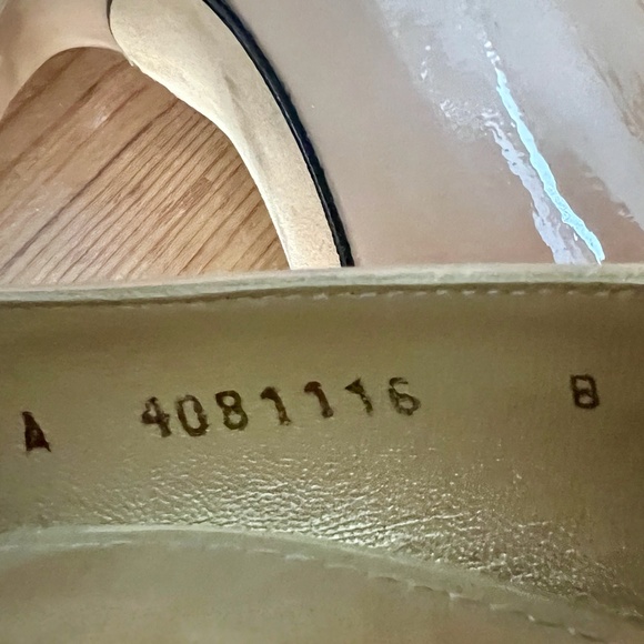 Stuart Weitzman Nude Patent Pumps - Picture 12 of 12